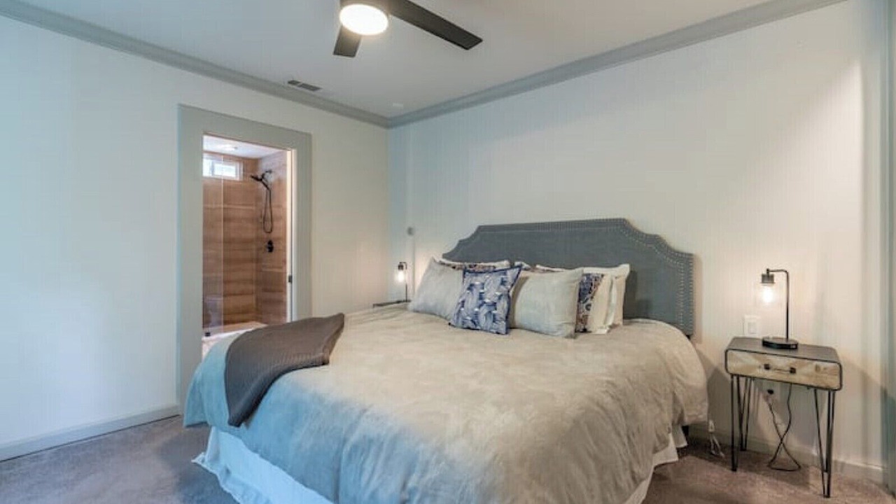 Photo of Bedroom in Piedmont Heights