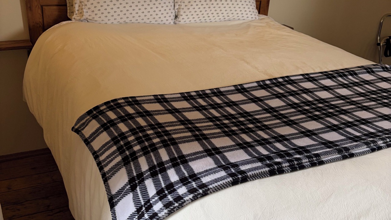 Photo of Bedroom in Juneau