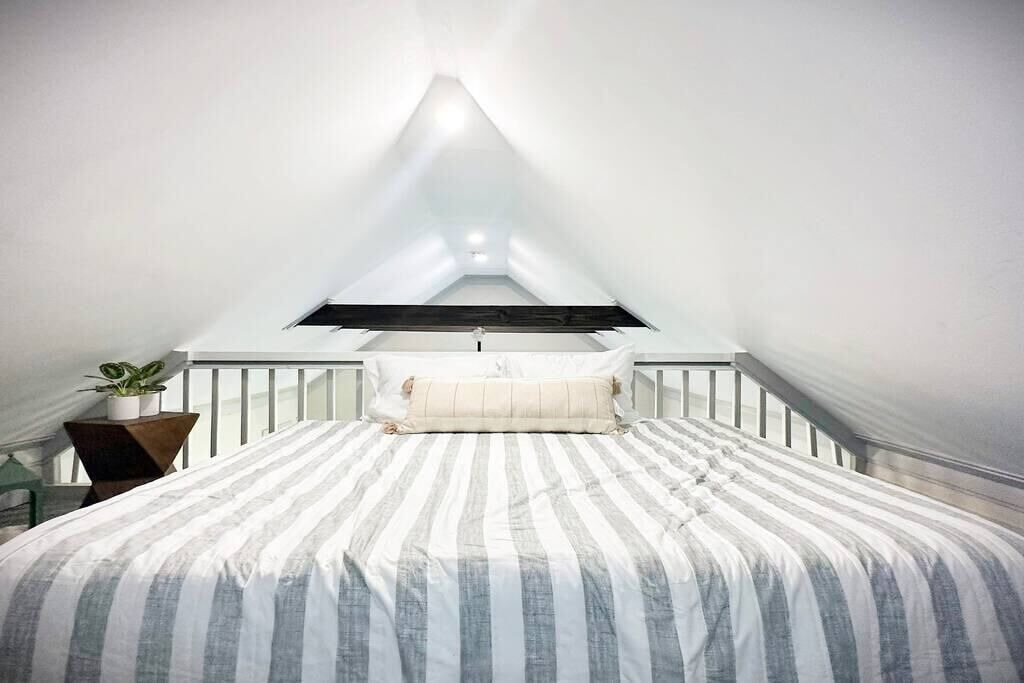 Photo of Bedroom in Jupiter Farms