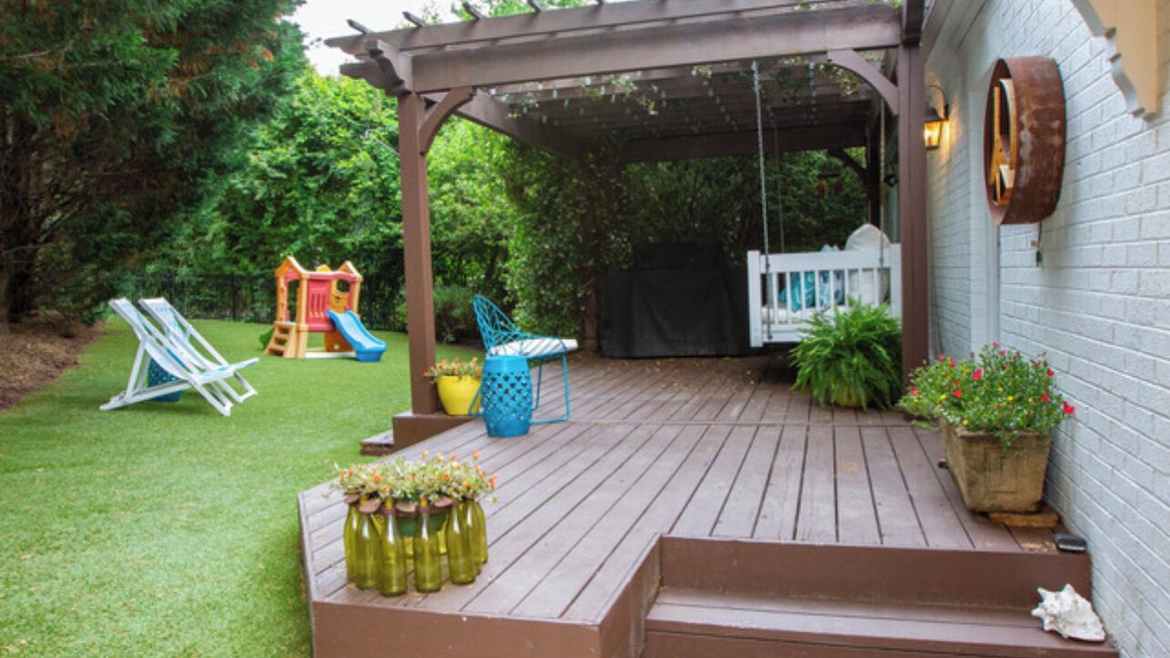 Photo of Patio Balcony in Garden Hills