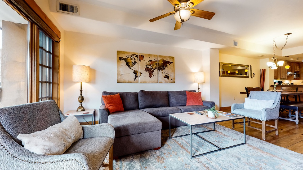 Photo of Livingroom in Downtown Steamboat Springs