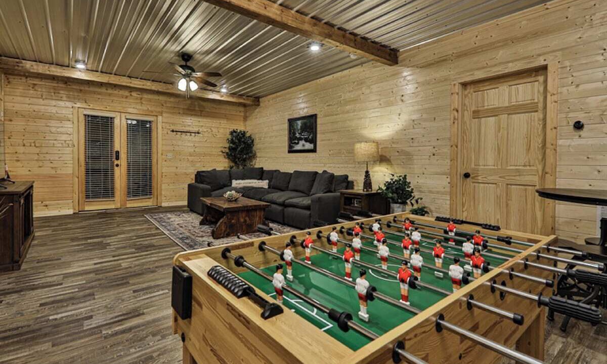 Photo of Bedroom in Walnut Mountain