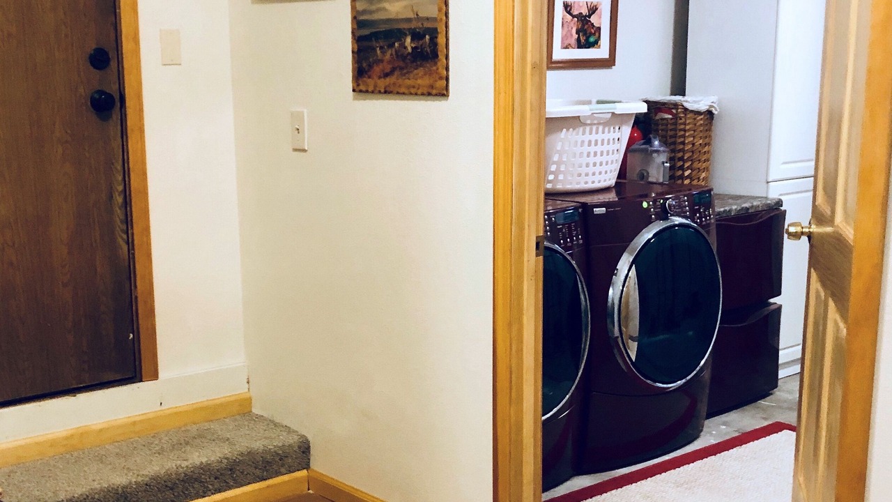 Photo of Bedroom in Wasilla