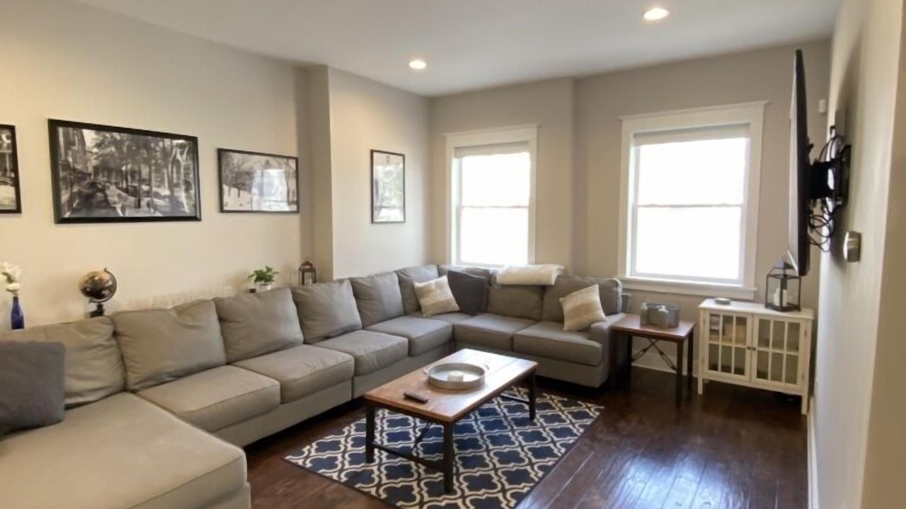 Photo of Livingroom in Saratoga Springs