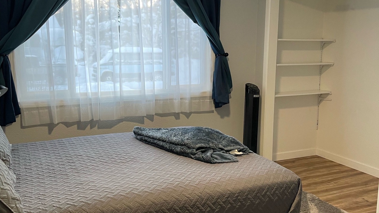 Photo of Bedroom in Northeast Anchorage