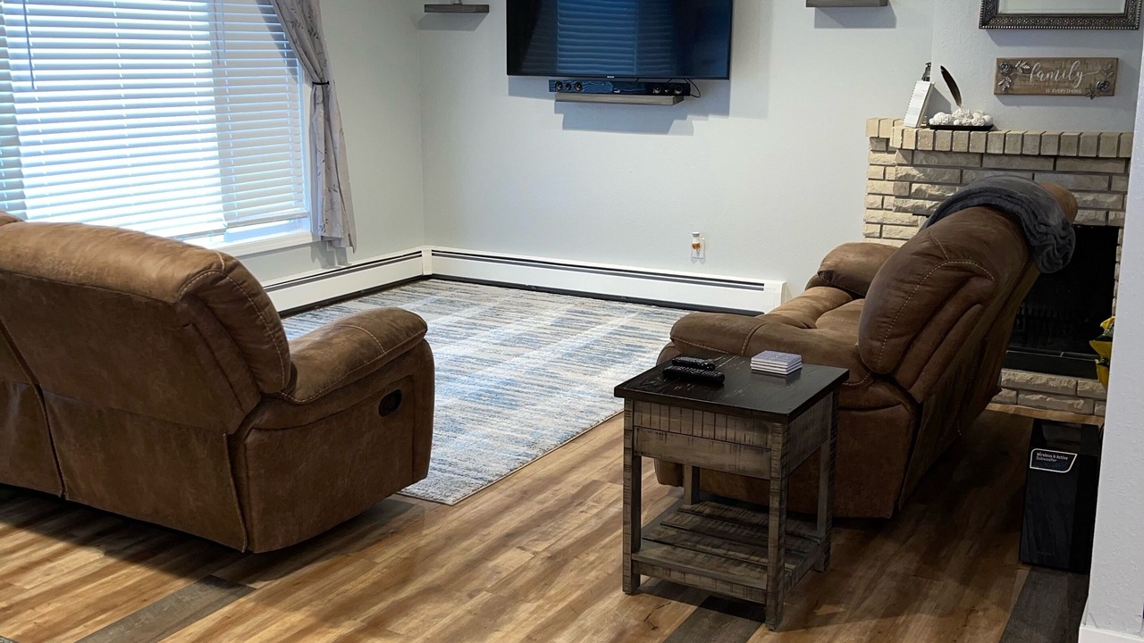 Photo of Livingroom in Northeast Anchorage
