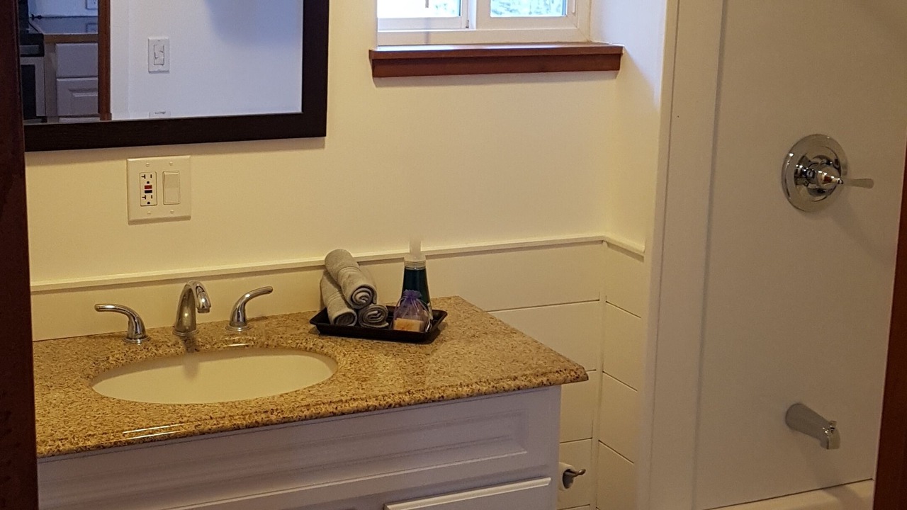 Photo of Bathroom in Kalifornsky