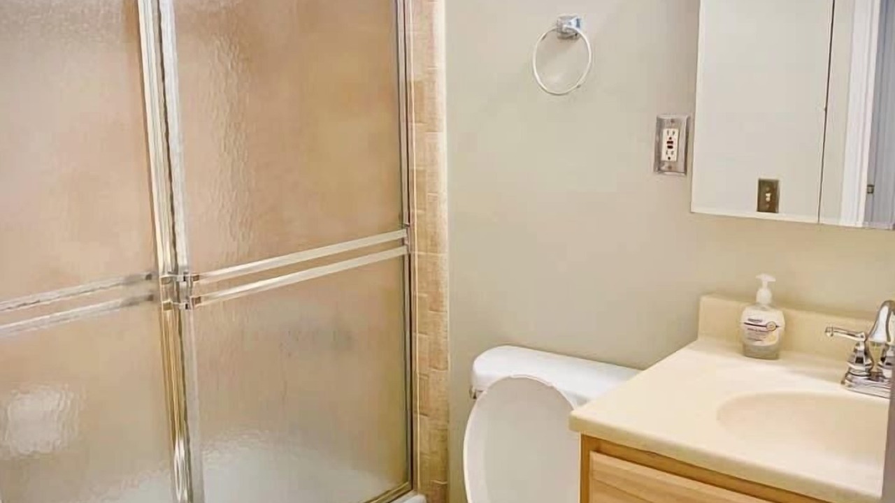 Photo of Bathroom in Peachtree Center