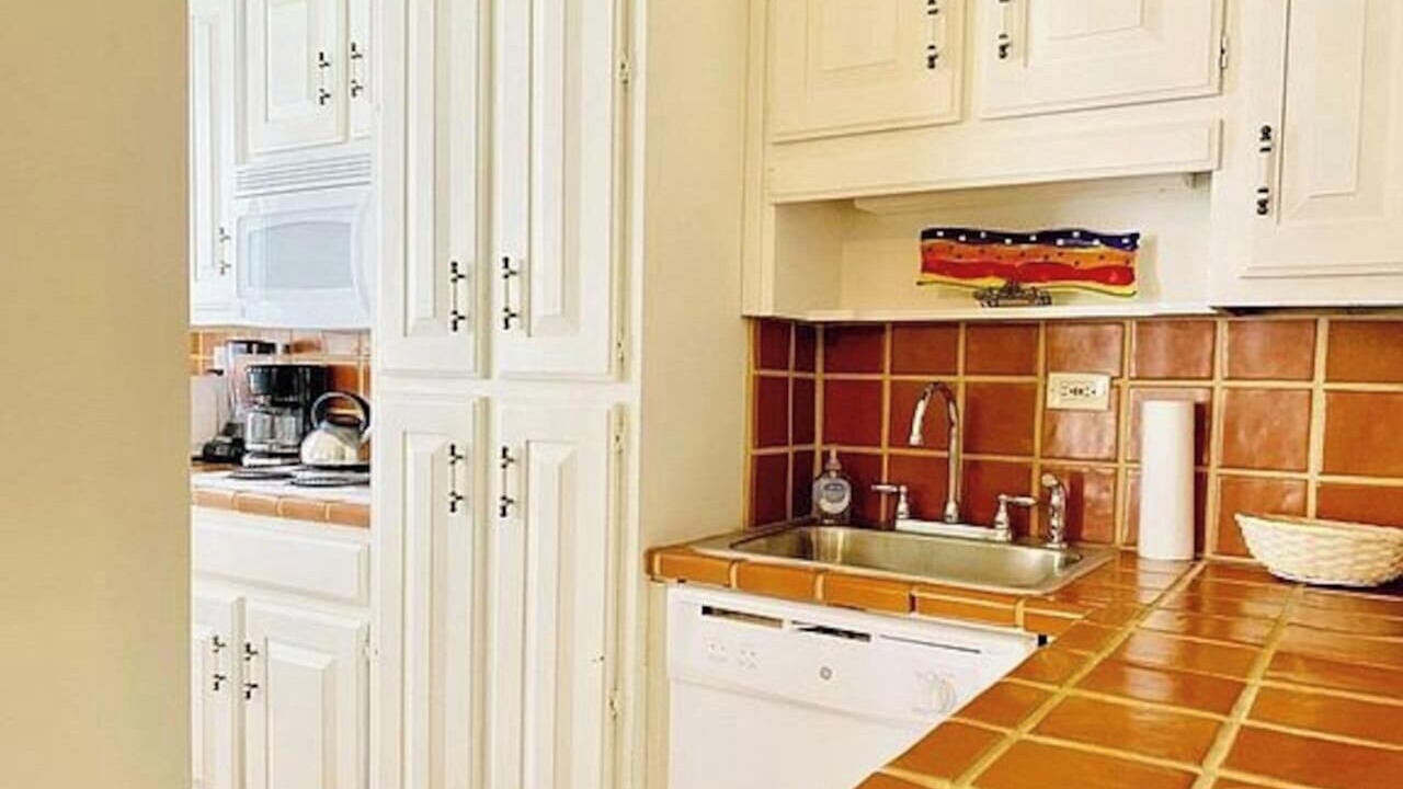 Photo of Kitchen in Peachtree Center