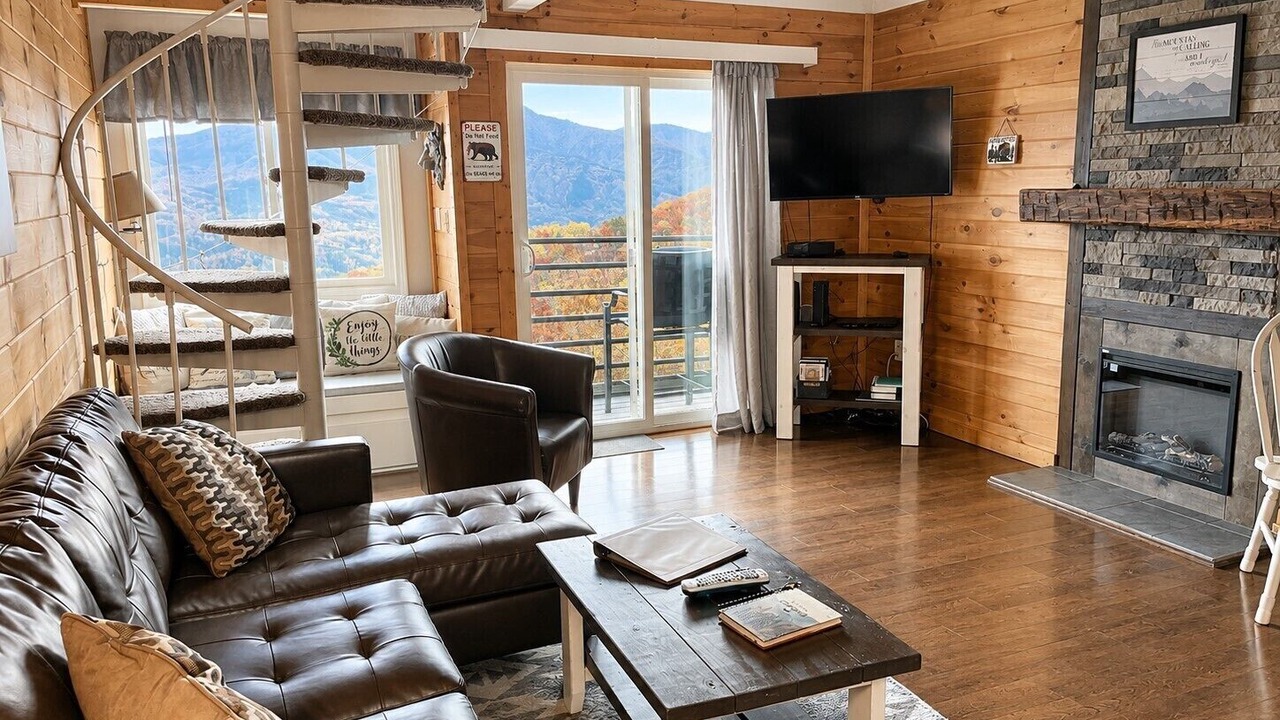 Photo of Livingroom in Chalet Village