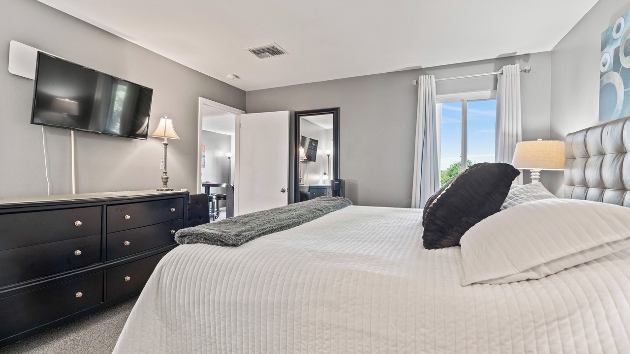 Photo of Bedroom in North Capitol