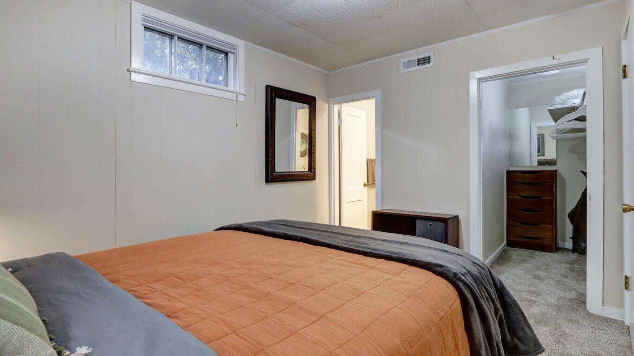 Photo of Bedroom in South Addition
