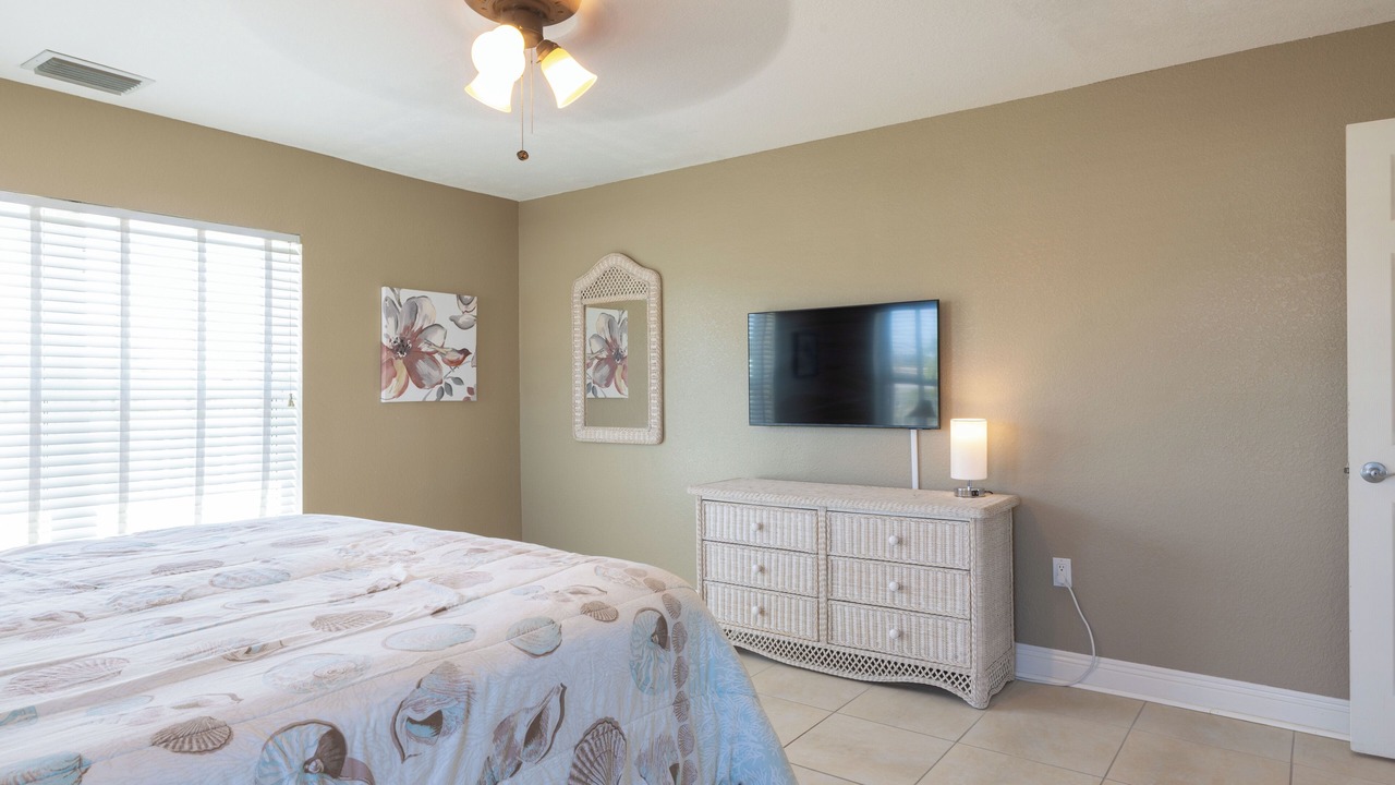 Photo of Bedroom in Key Colony Beach