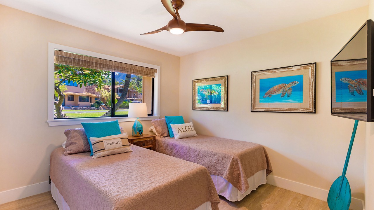 Photo of Bedroom in Historic Lahaina Front Street