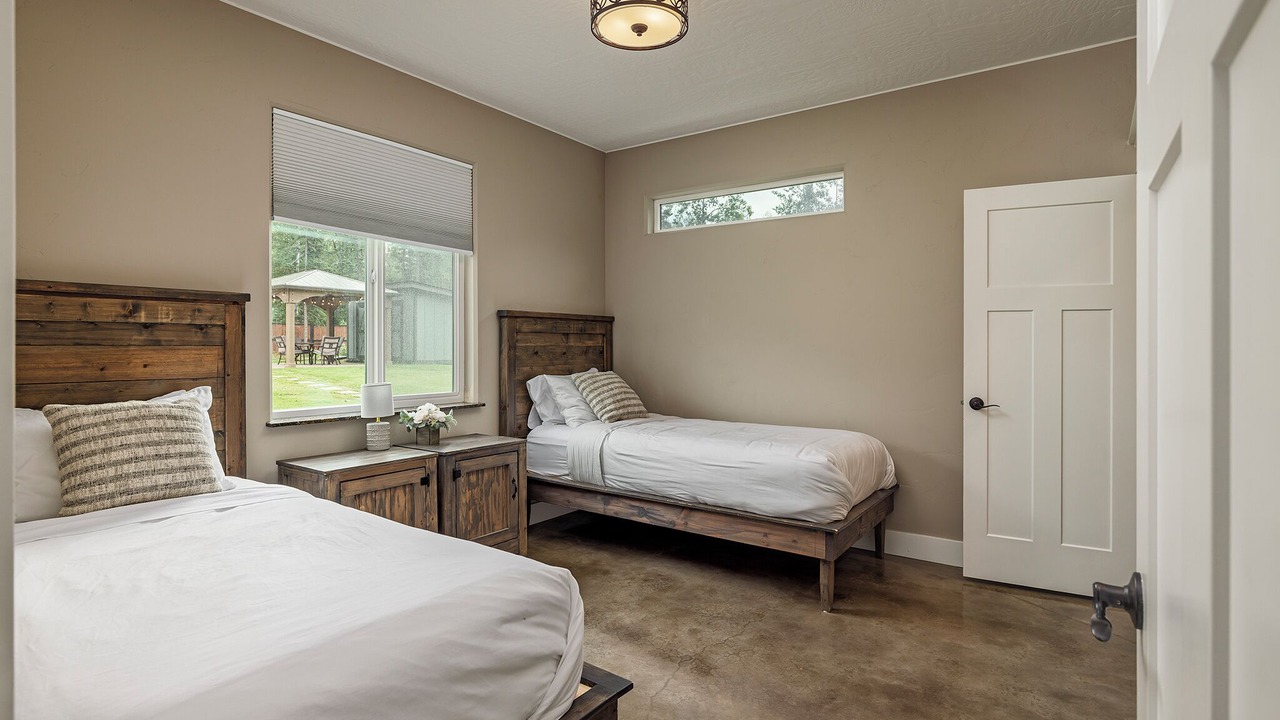 Photo of Bedroom in Wasilla