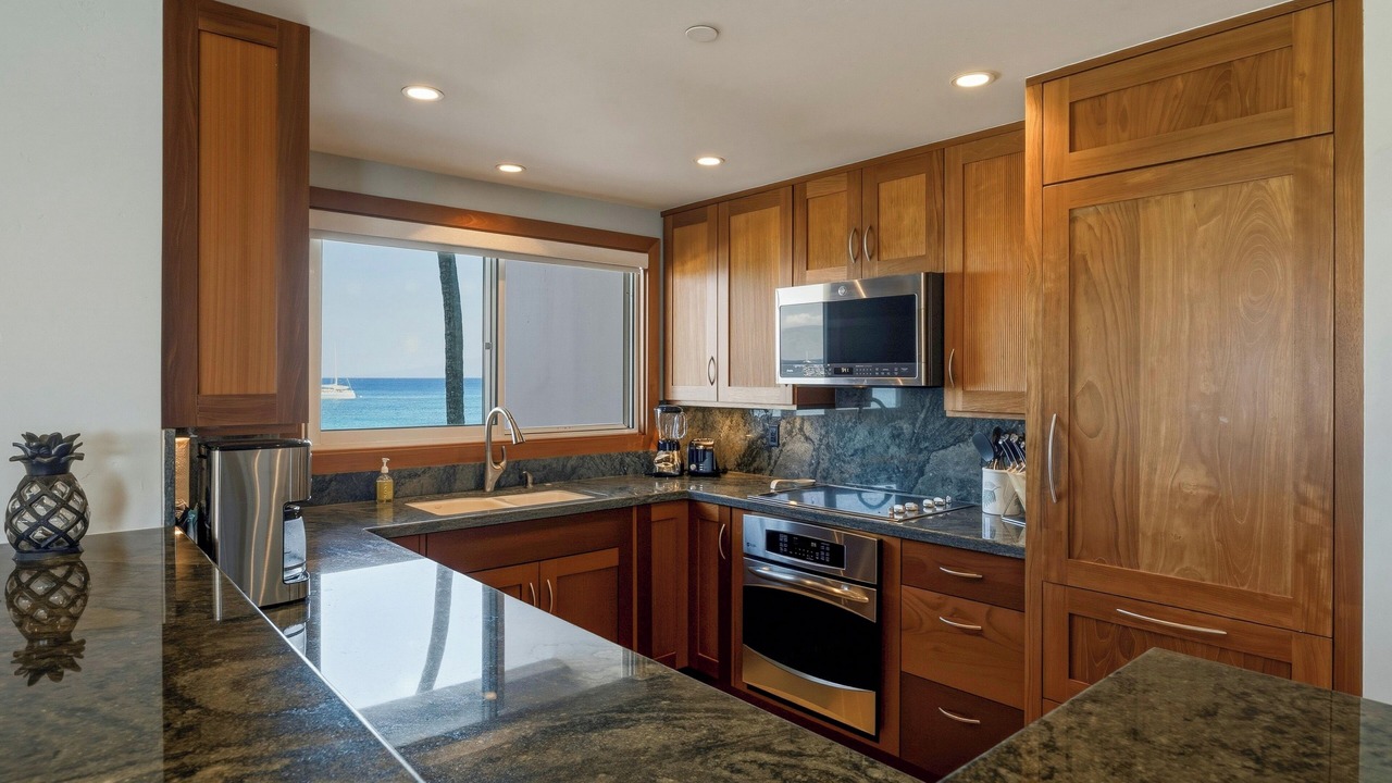 Photo of Kitchen in Kaanapali