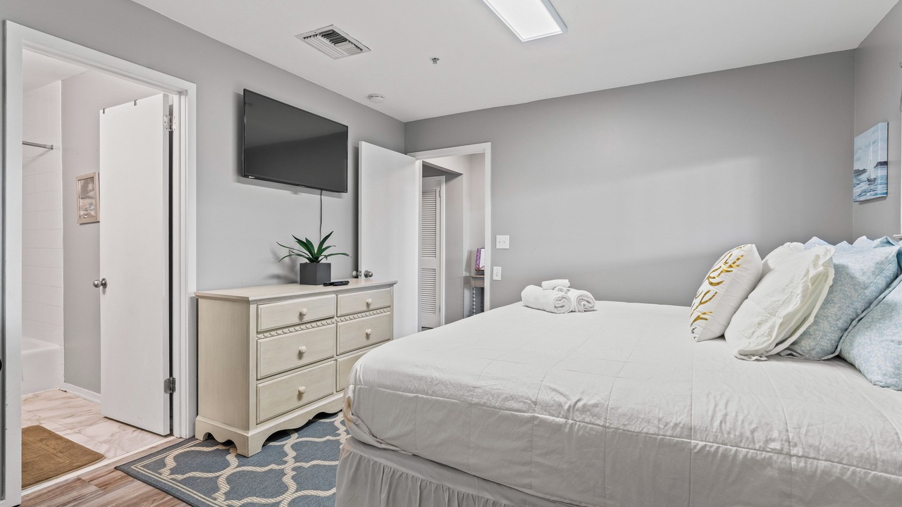 Photo of Bedroom in North Capitol