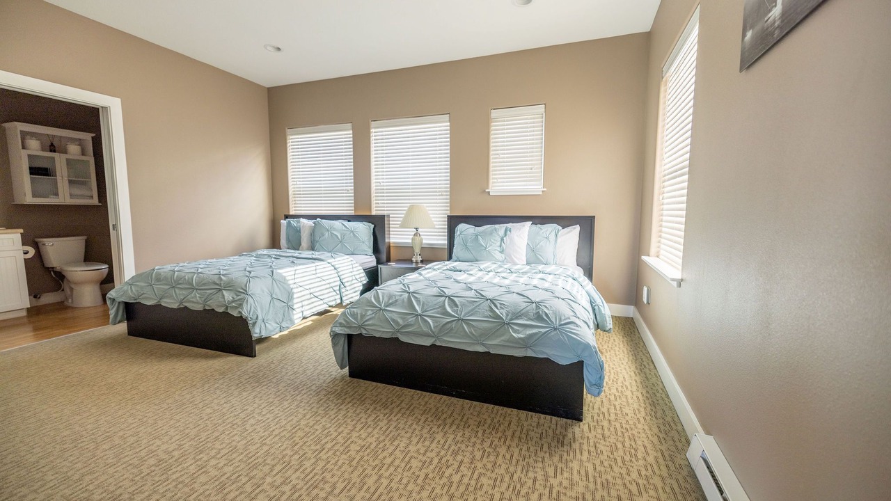 Photo of Bedroom in Sitka