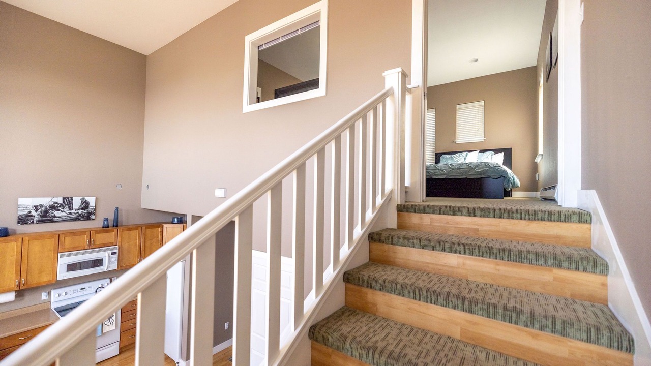 Photo of Bedroom in Sitka