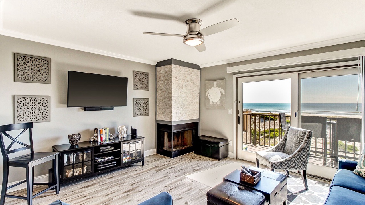Photo of Livingroom in Amelia City