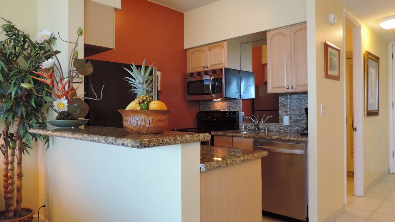 Photo of Kitchen in Historic Lahaina Front Street
