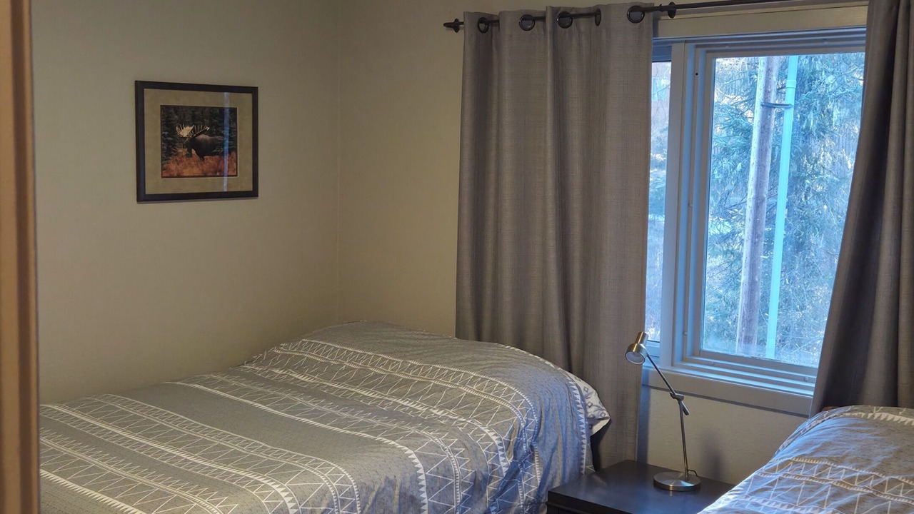 Photo of Bedroom in Alyeska