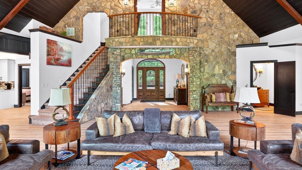 Photo of Livingroom in Blue Ridge