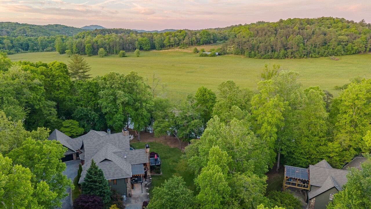 Photo of Others in Blue Ridge