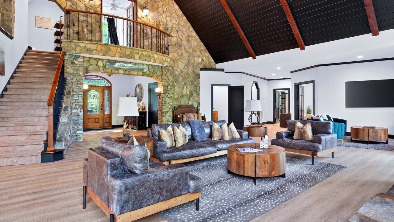 Photo of Livingroom in Blue Ridge