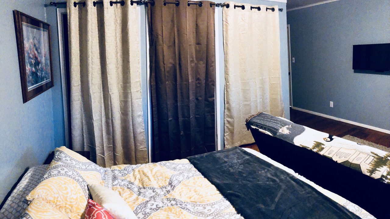 Photo of Bedroom in Kodiak