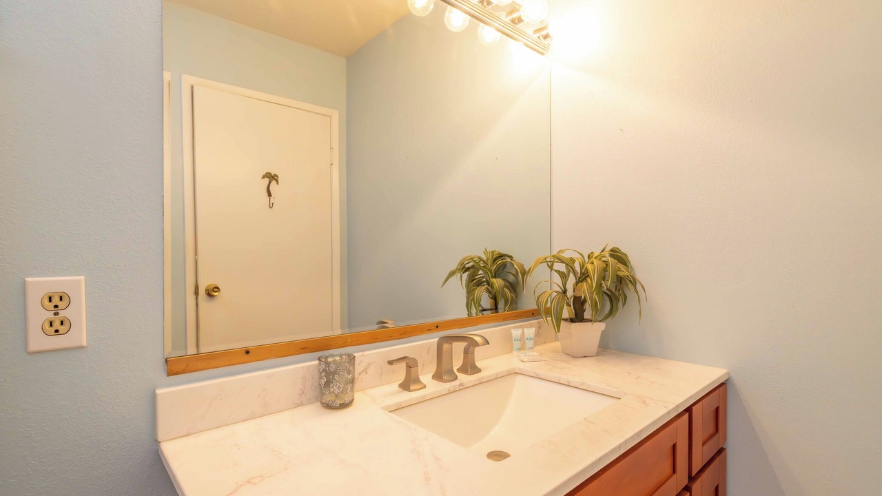 Photo of Bathroom in Maalaea