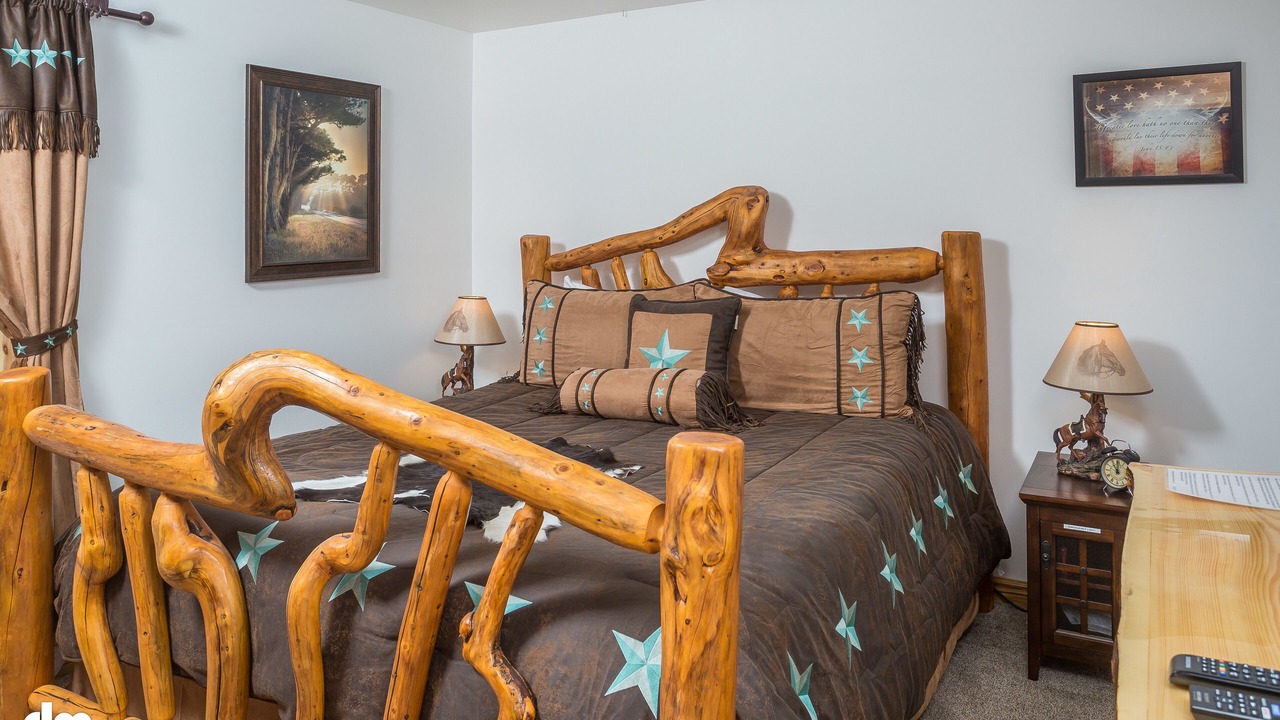 Photo of Bedroom in Palmer