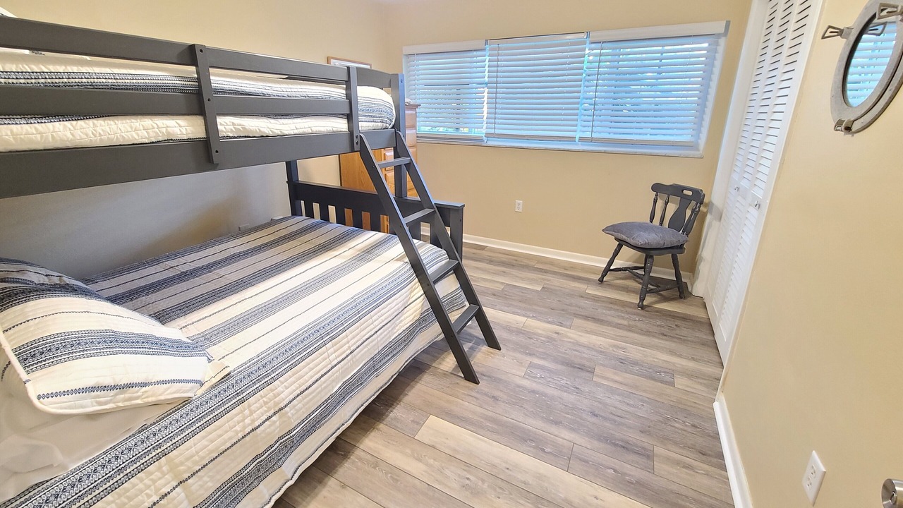 Photo of Bedroom in Satellite Beach