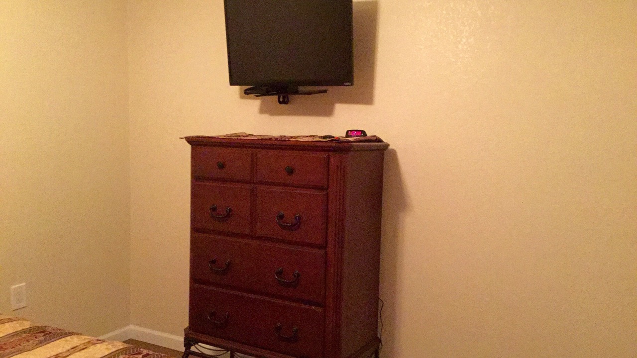 Photo of Bedroom in Rogers Park