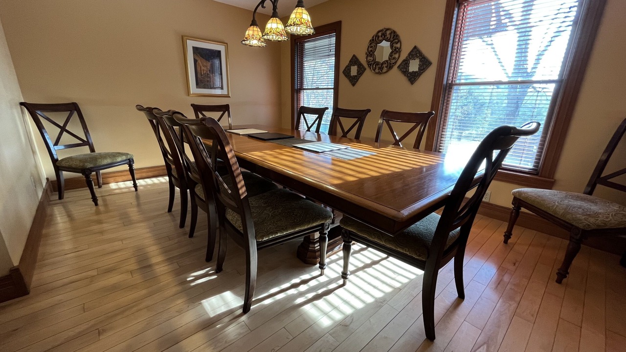 Photo of Livingroom in Logan