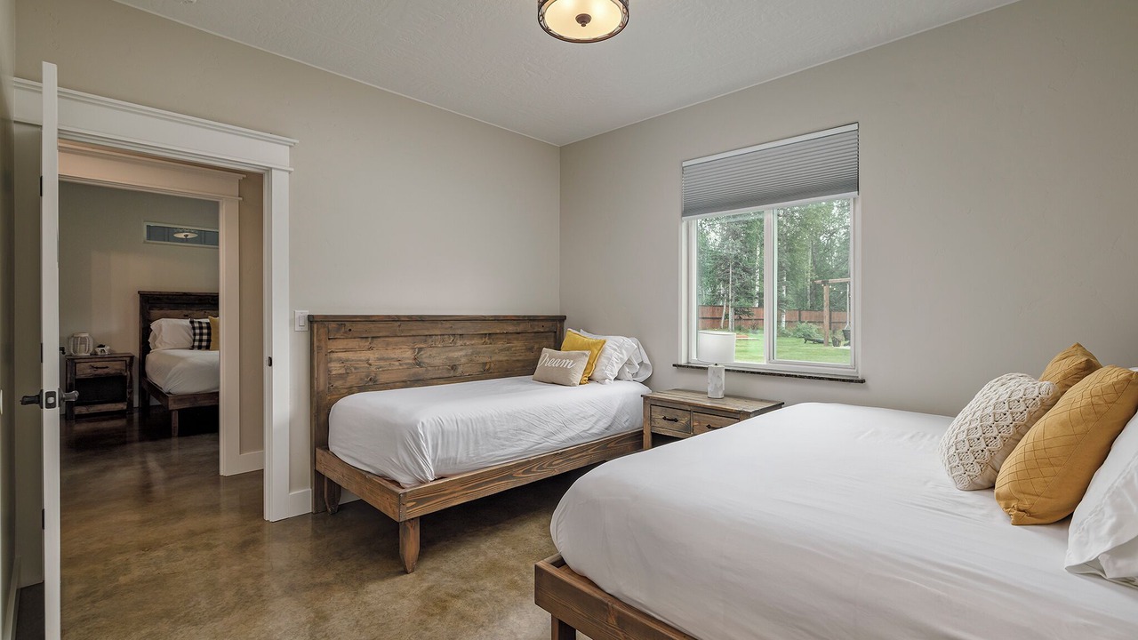 Photo of Bedroom in Wasilla