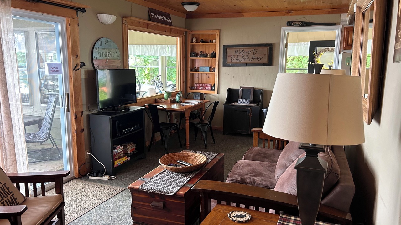 Photo of Livingroom in Mayfield