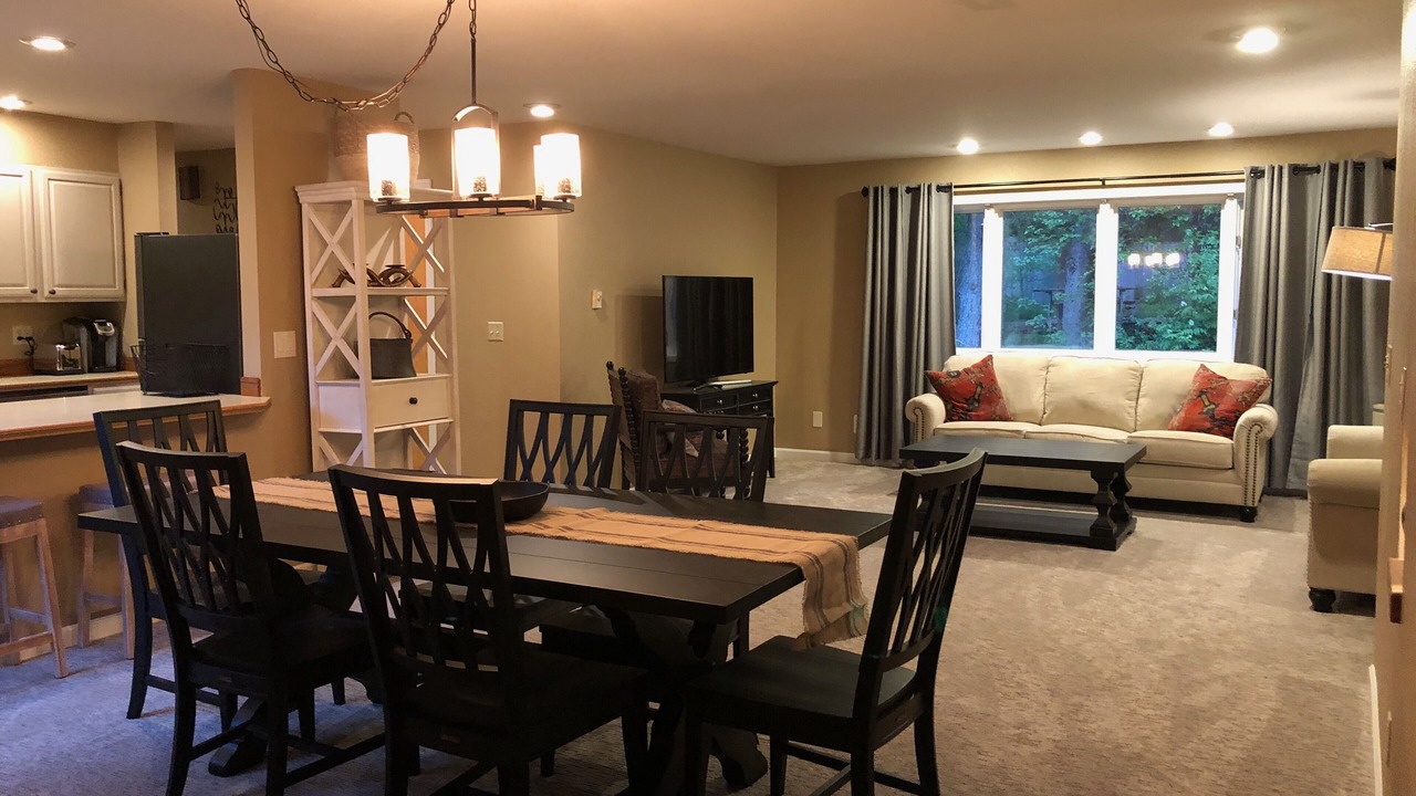 Photo of Livingroom in Alyeska