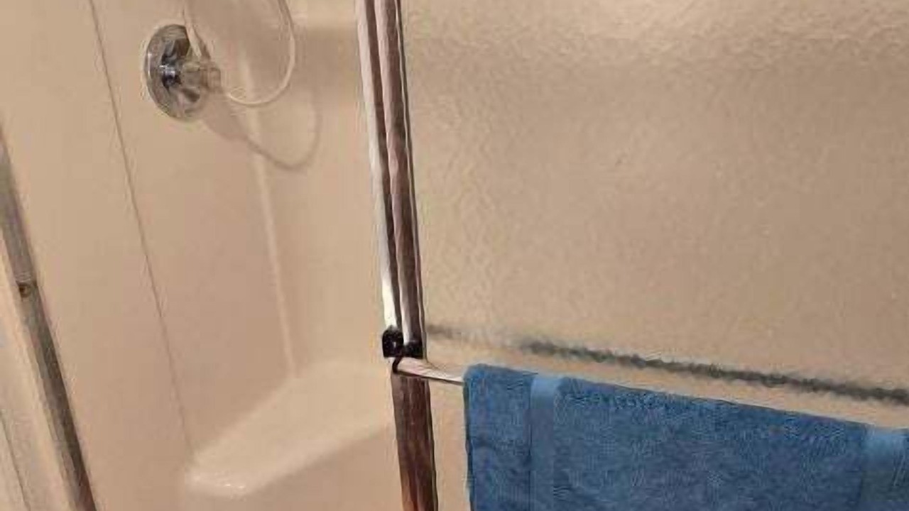 Photo of Bathroom in Mendenhaven