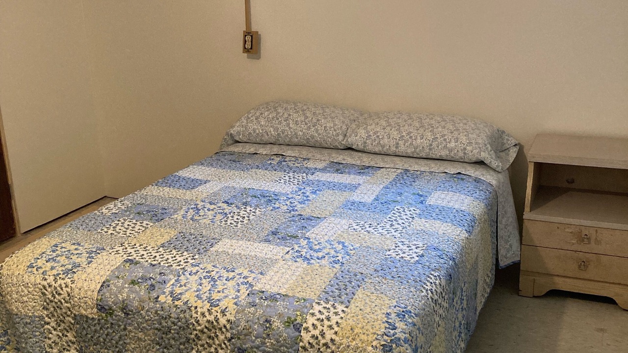 Photo of Bedroom in Tok