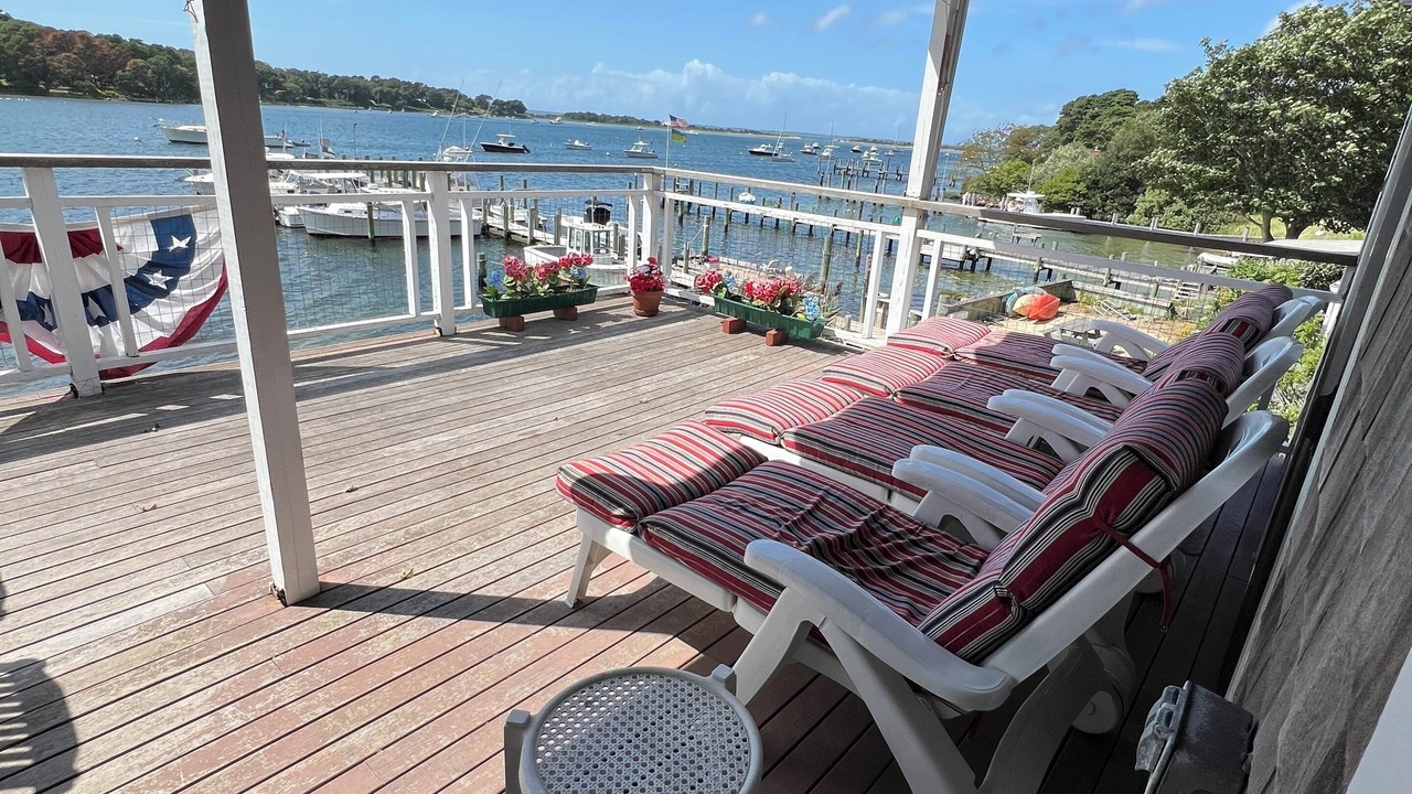 Photo of Patio Balcony in Tisbury