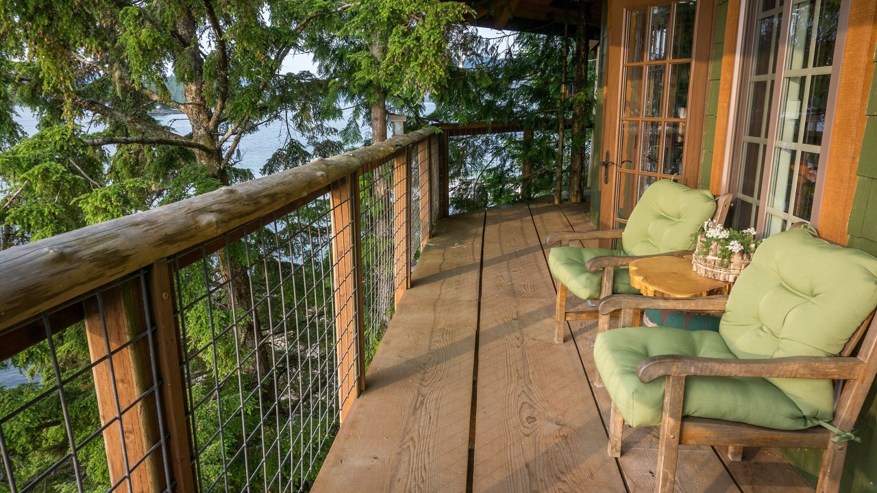 Photo of Patio Balcony in Ketchikan