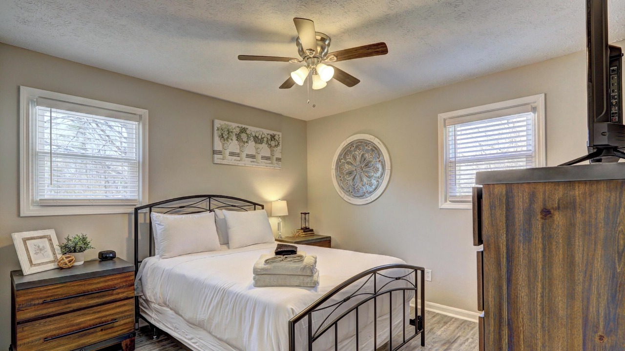 Photo of Bedroom in Mableton