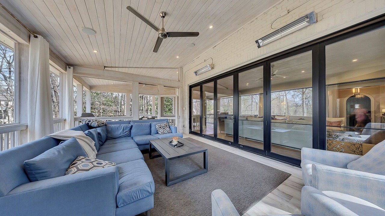 Photo of Livingroom in Atlanta