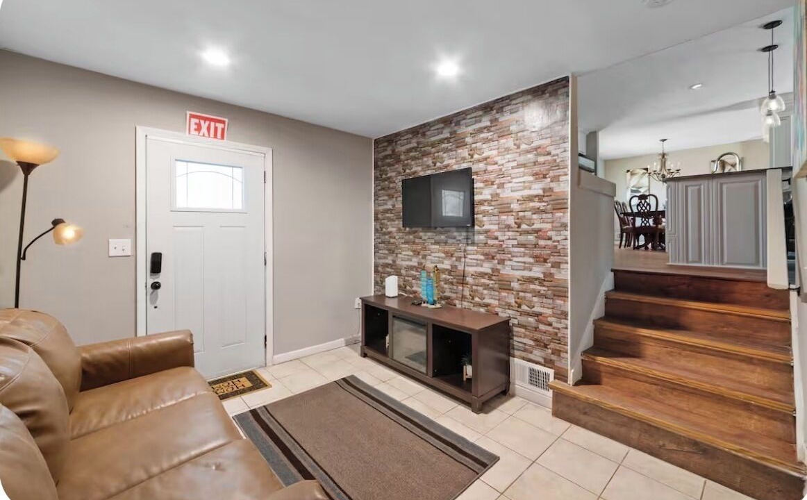 Photo of Livingroom in Decatur
