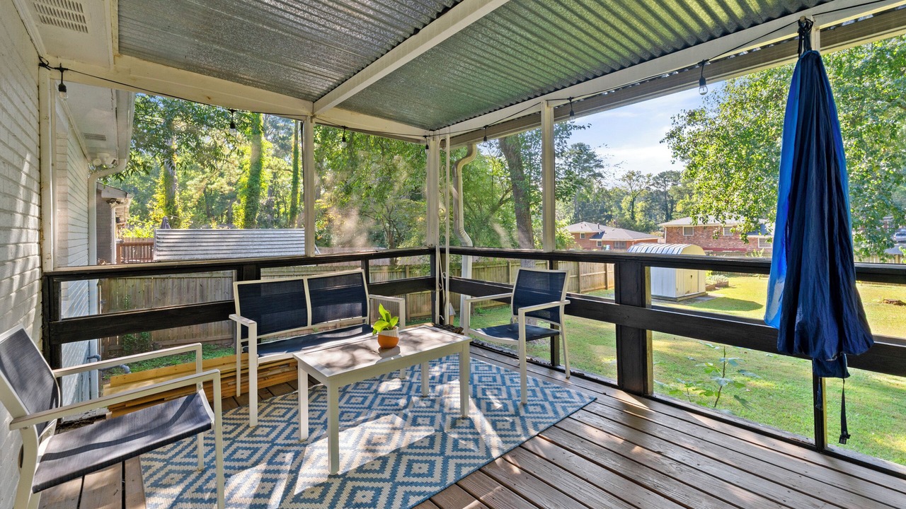 Photo of Patio Balcony in Candler-McAfee