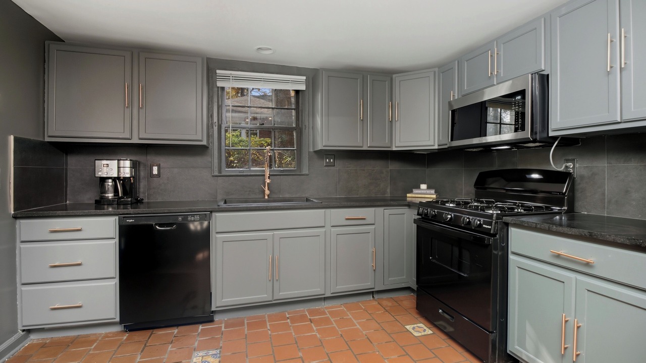 Photo of Kitchen in East Side