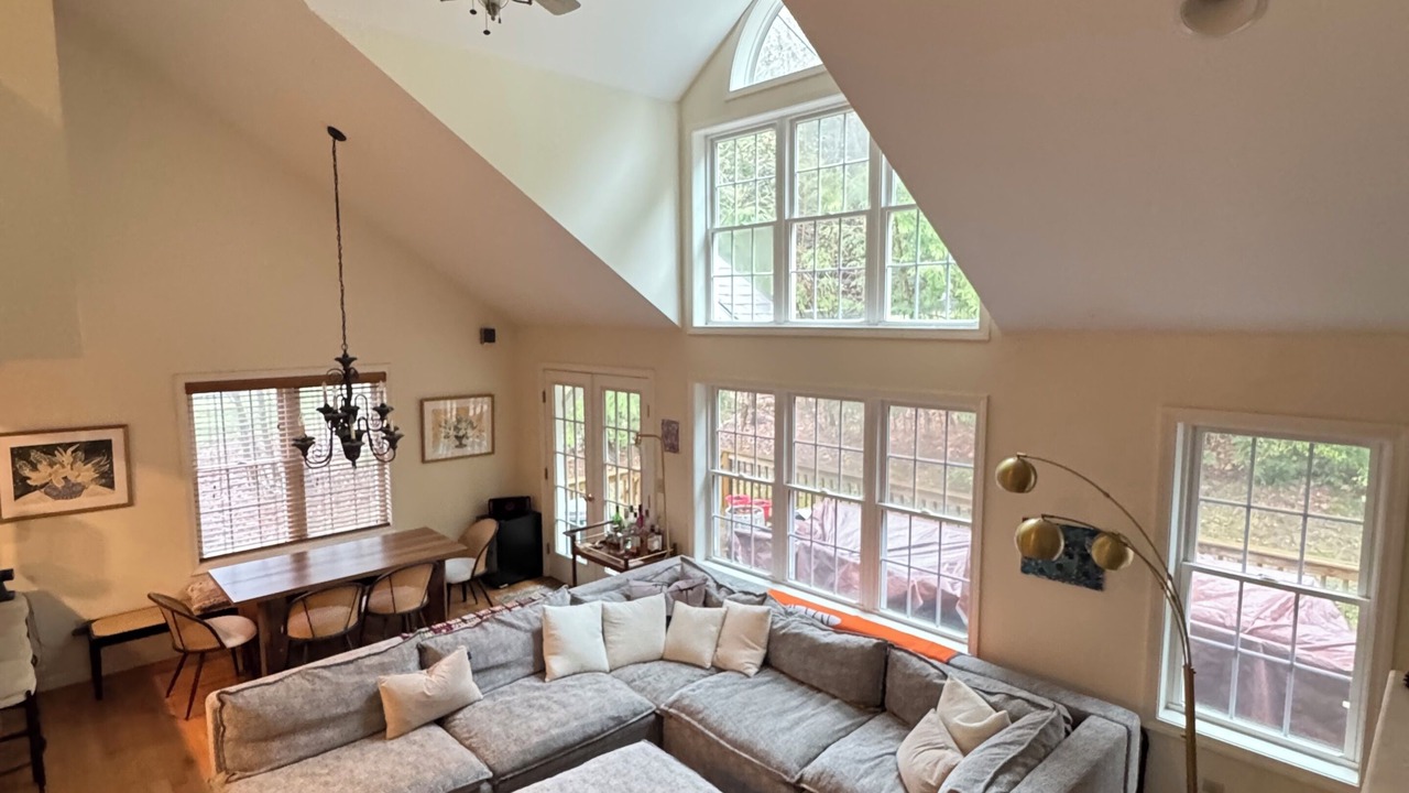 Photo of Livingroom in Hancock