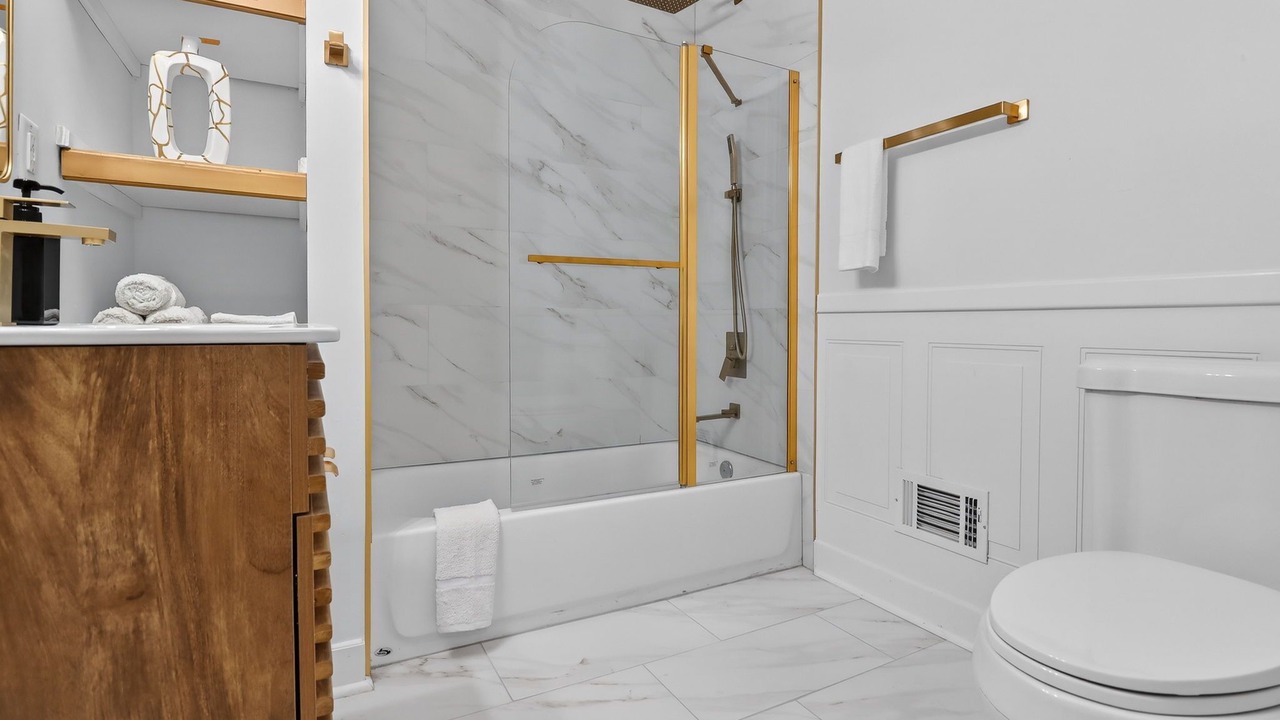 Photo of Bathroom in Briarcliff Heights