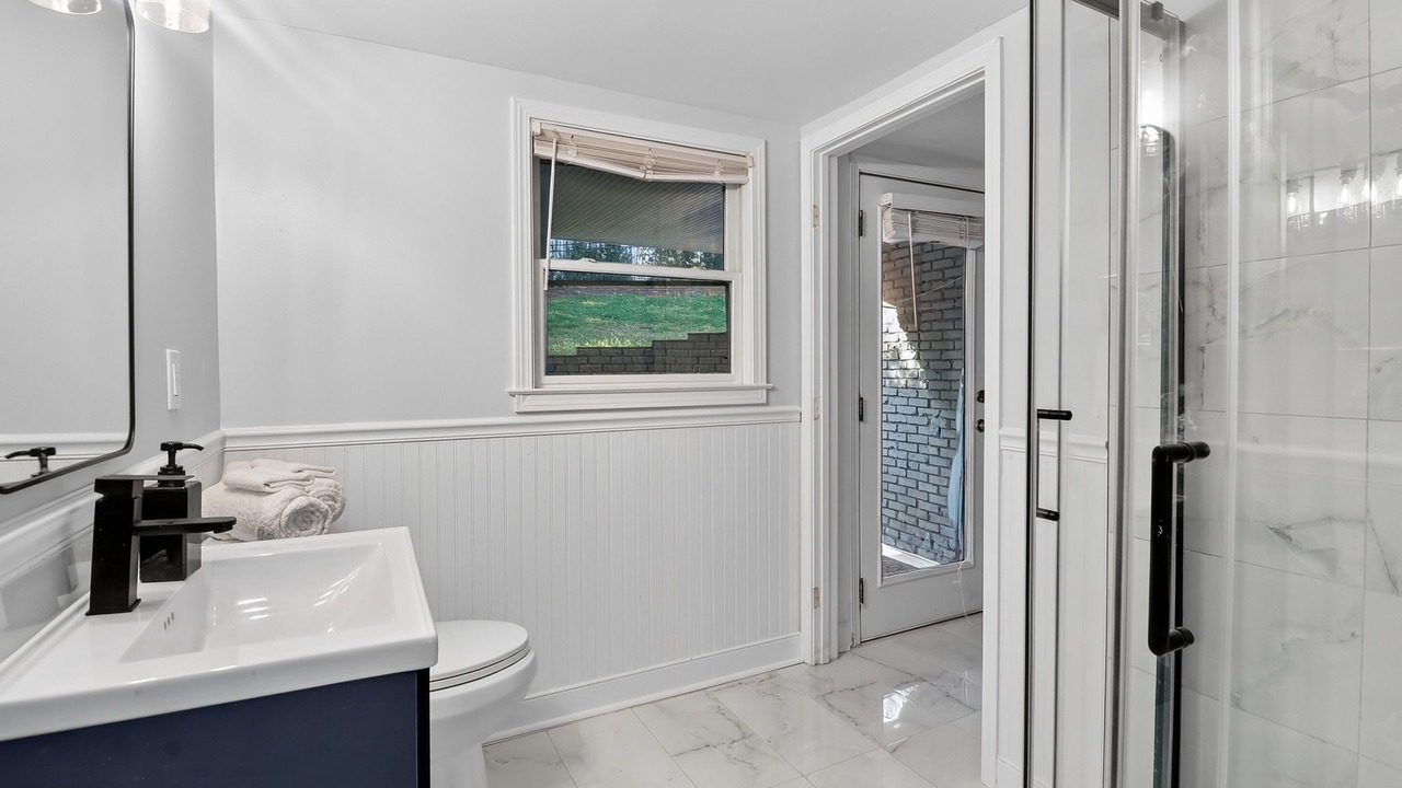 Photo of Bathroom in Briarcliff Heights